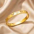 Amorette Crystal Heart Bangle
