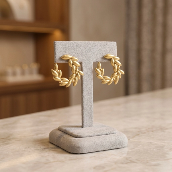 Aurelia Leaf Hoops