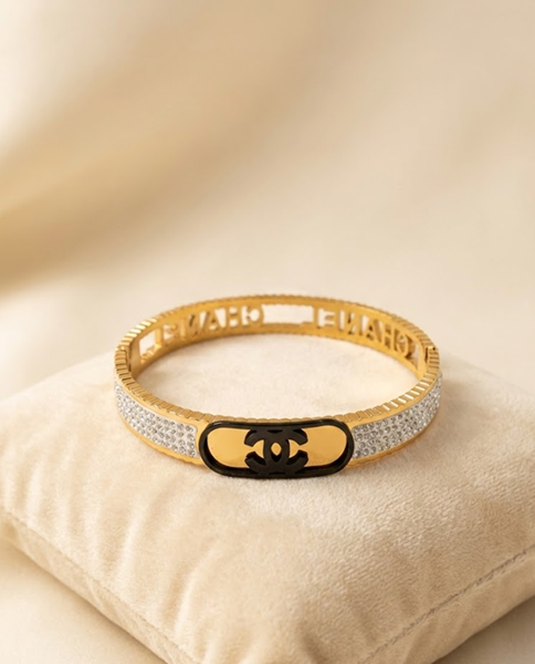 Black Halo Gold Bracelet