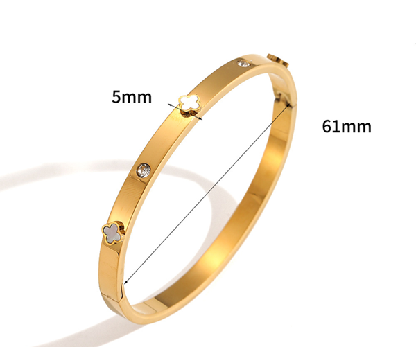 Bracelet - Lucky Clover Bangle