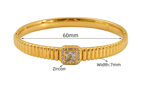 Bracelet - Solitaire Frame Gold