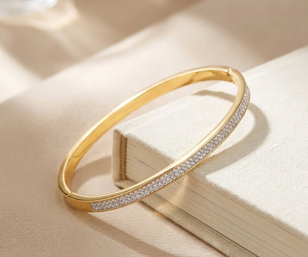 Bracelet - Subtle Spark Bangle