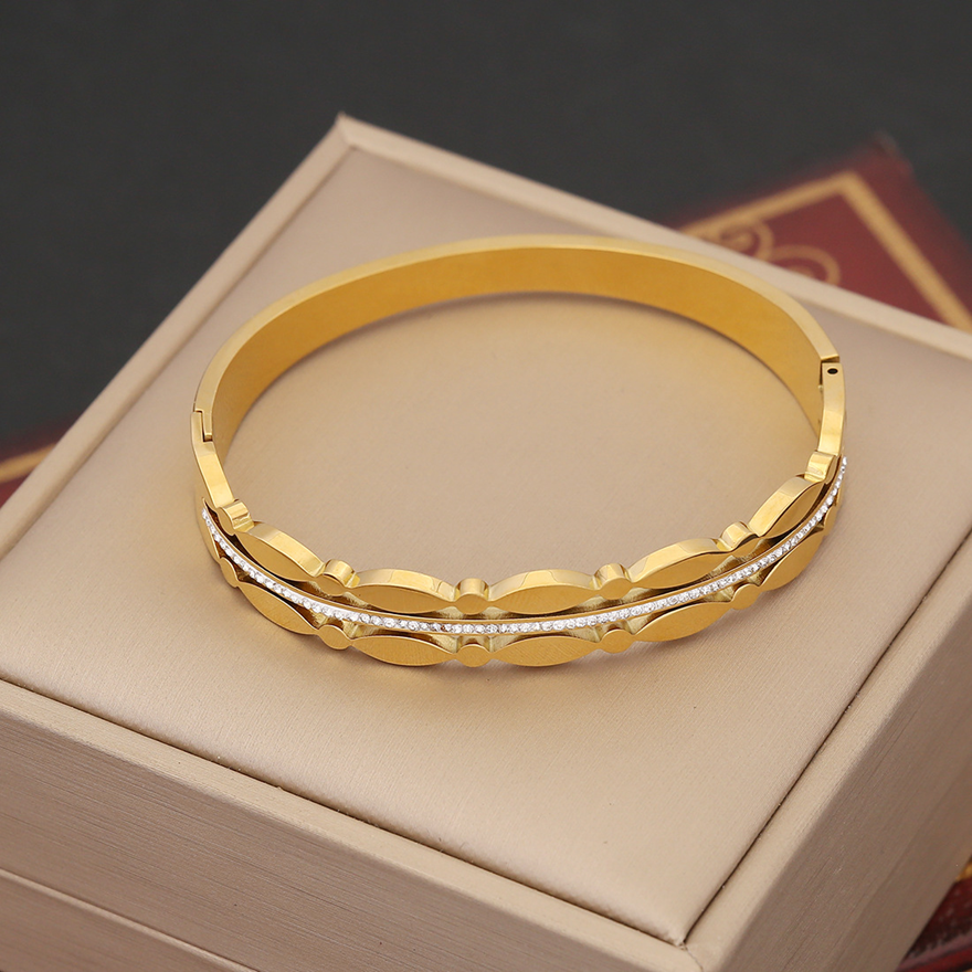 Bracelet – Luma Wave Gold