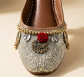 Bronze Leaf Mule