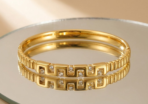 Bracelet - Crystal Frame Gold