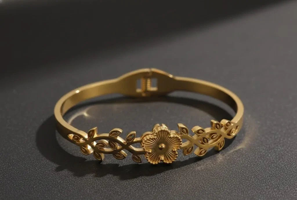 Bracelet - Empress Soleil Gold Bangle