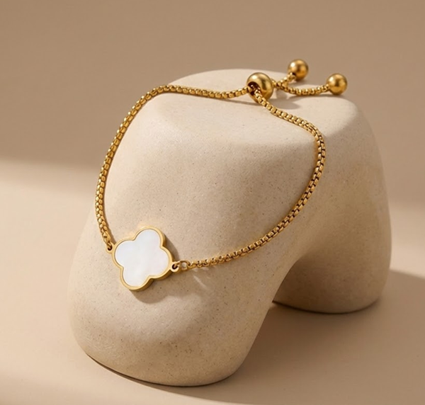 Bracelet - Ivory Clover Adjustable