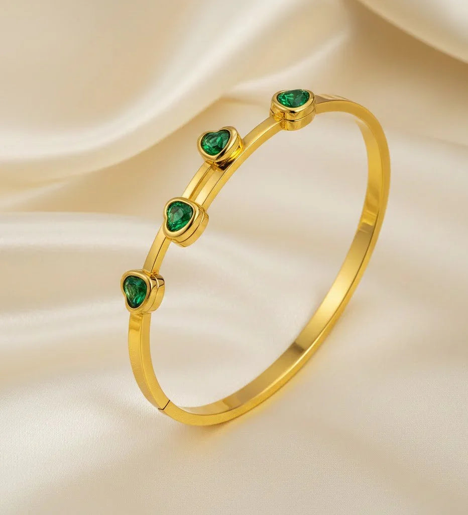 Bracelet - Emerald Hearts Romance Bangle