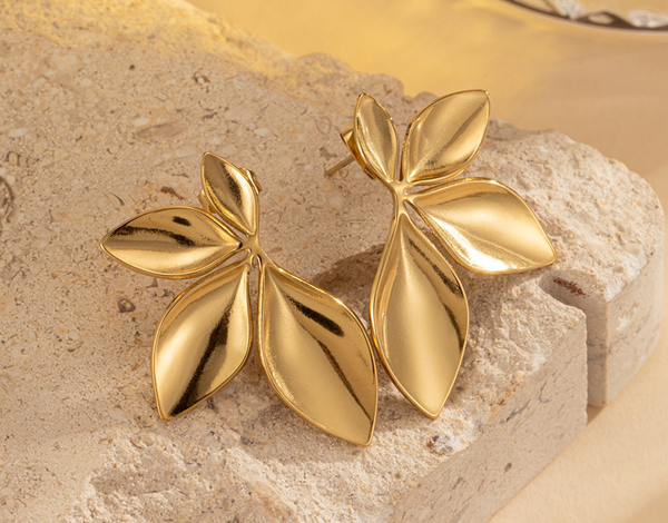 Earring - Aurora Leaf