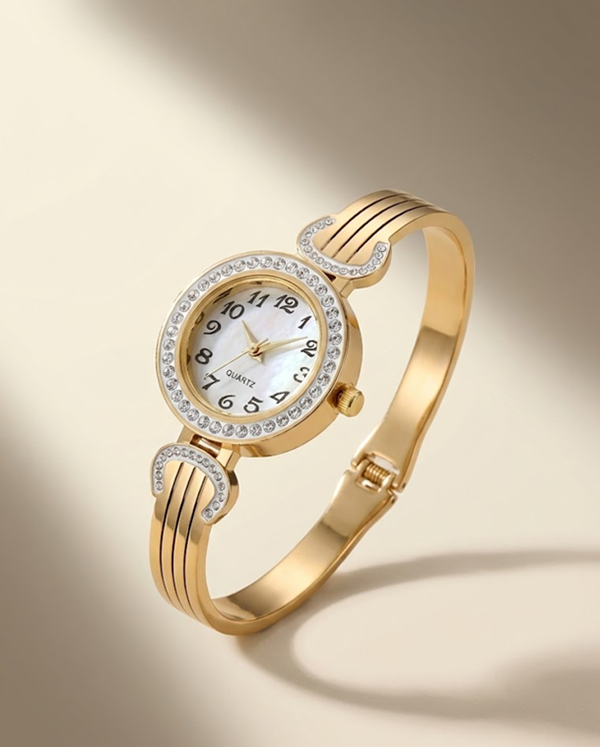 Elara Royale Crystal Link Bangle Watch