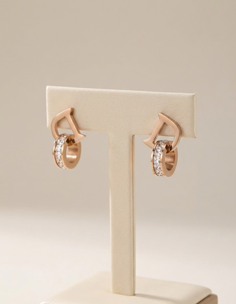 Imperial Curve Gold Earrings