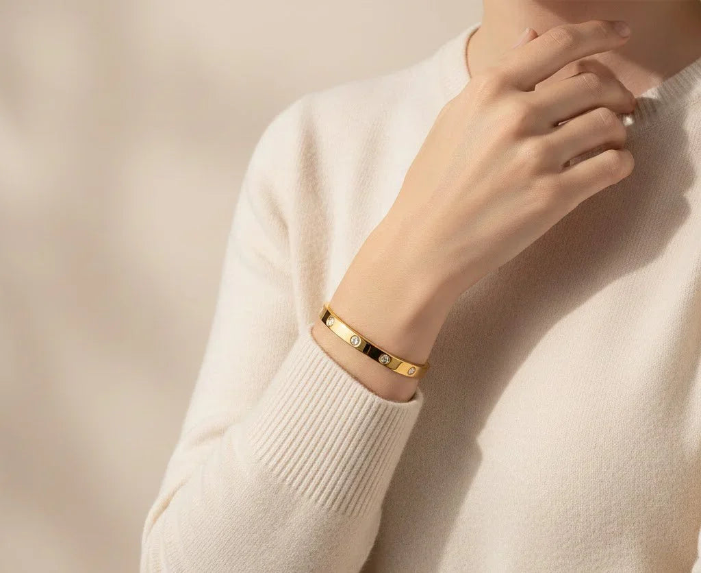Bracelet - The Classic Luxe Stud Bangle