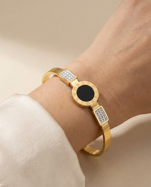 Aurline Noir Roman Halo Bracelet