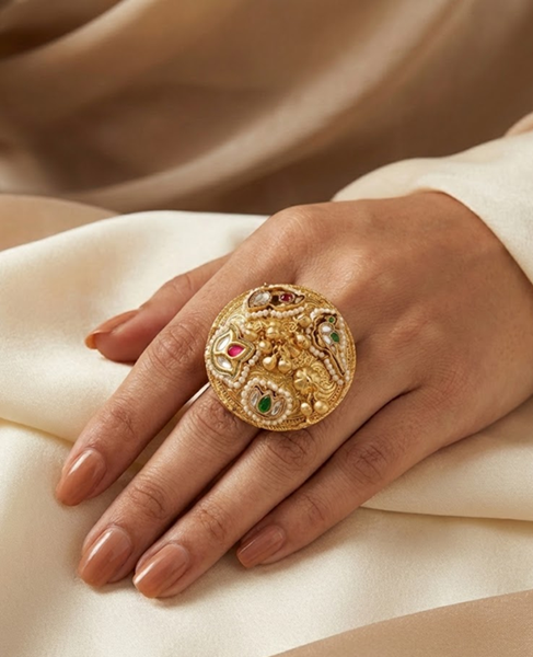 Avarna Statement Ring