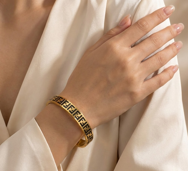 Glyph Edge Gold Bracelet