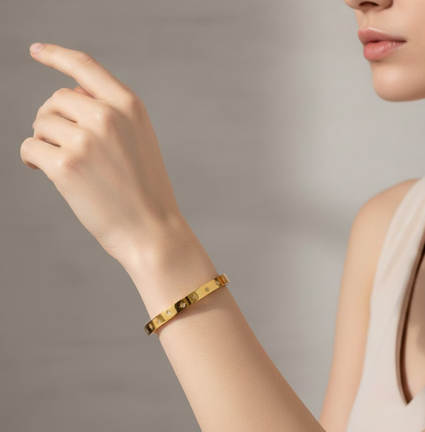 Bracelet - Astrid Gold Bangle