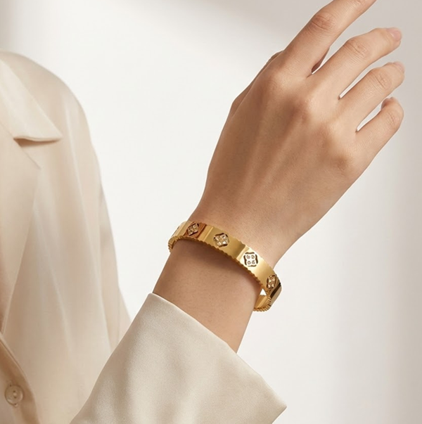 Bracelet - Petal Accent Gold