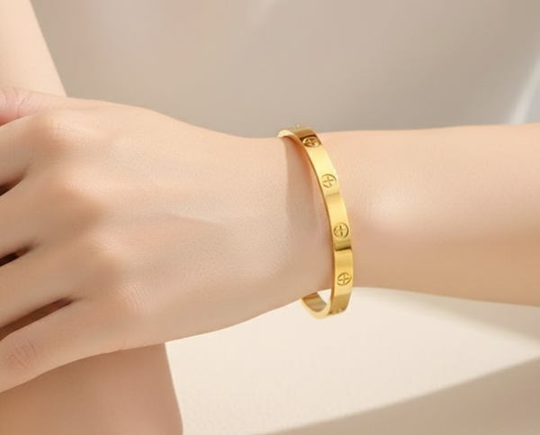 Bracelet - Signature Screw Bangle