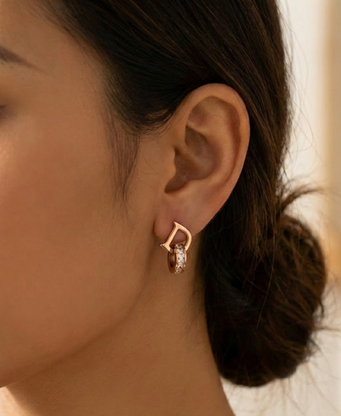 Imperial Curve Gold Earrings