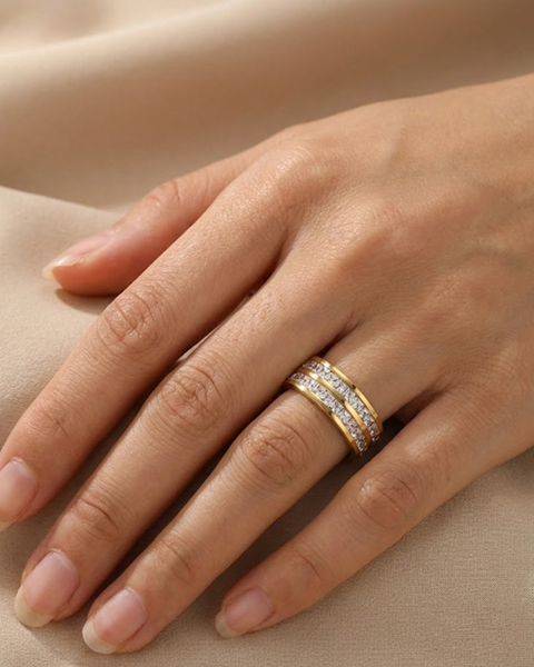 Regal Trinity Gold Ring