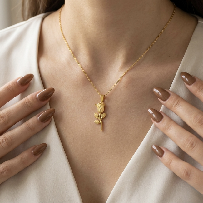 Roseva Bloom Pendant Necklace