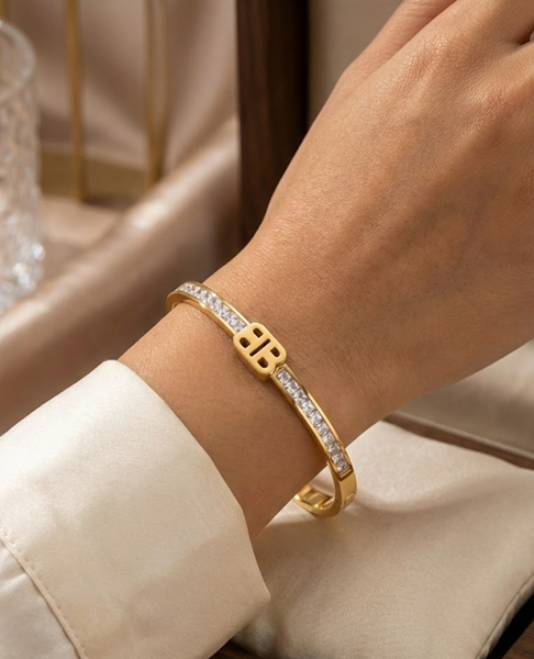 Signature Line Gold Bracelet