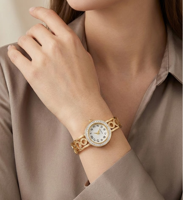 Valoria Crystal Openable Bangle Watch