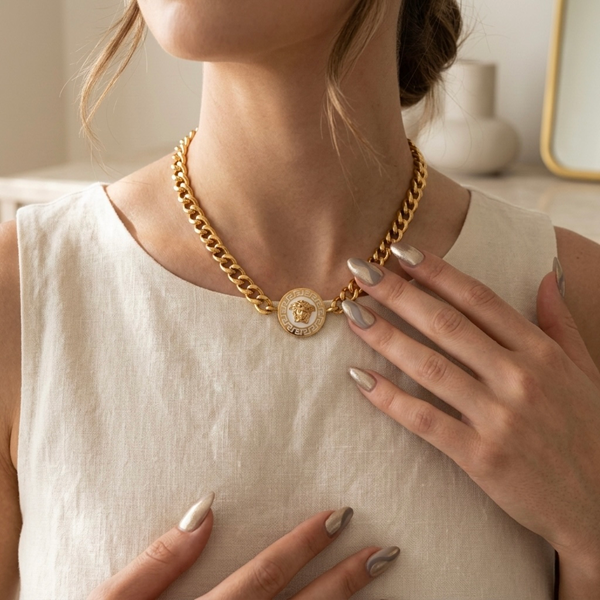 Velmora Medusa Chain Necklace