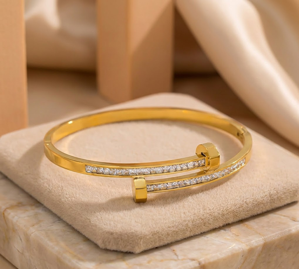 Rivelle Bar Gold Bracelet