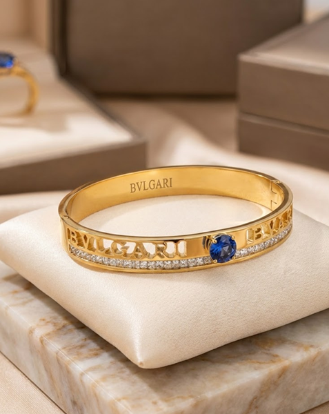 Sapphire Textline Gold Bracelet