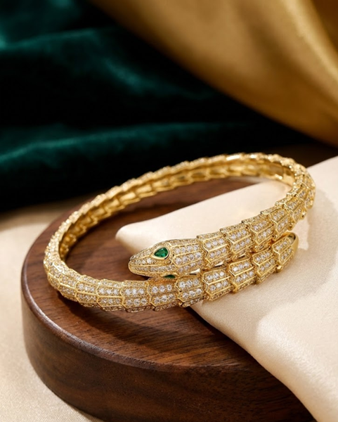 Serpentine Radiance Gold Bracelet
