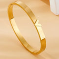 Bracelet - Vogue V-Elegance Bangle
