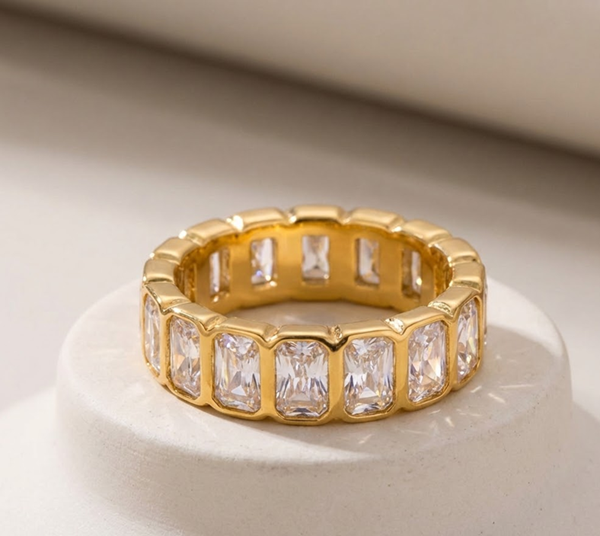 Verona Prism Gold Ring