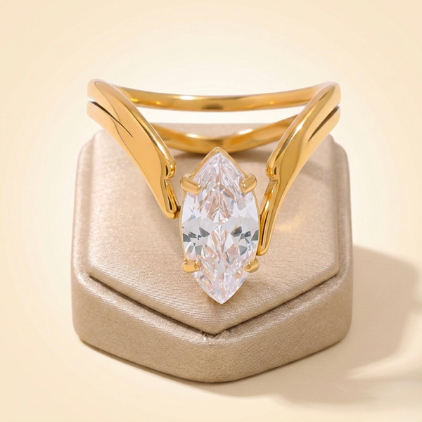Virelli Marquise Ring