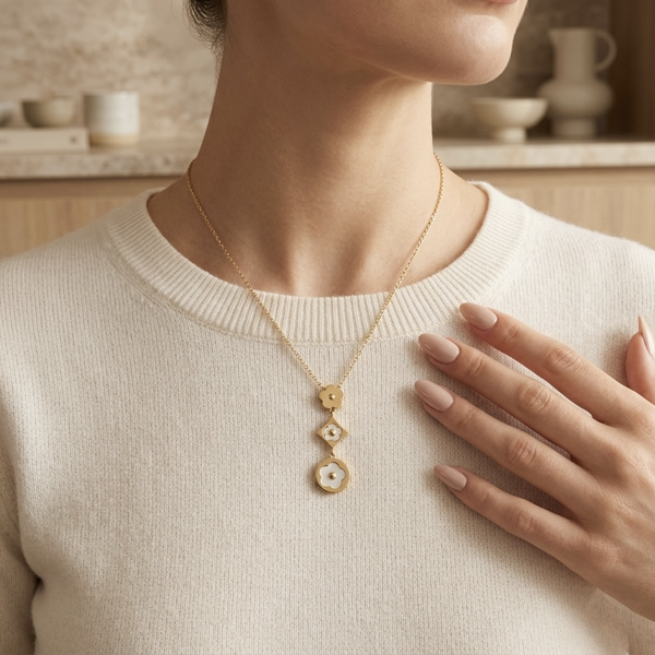 Elara Clover Drop Necklace