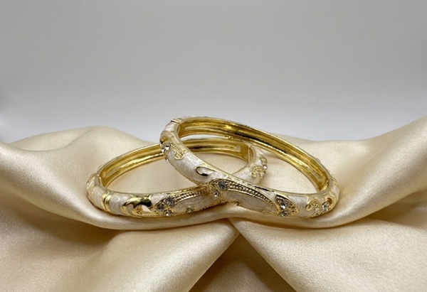 Aurelia Enamel Crystal Bangle